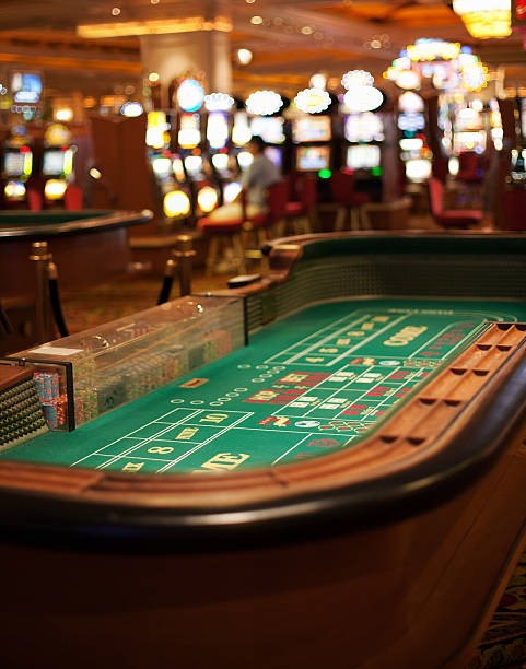 direkturtoto link Android app home screen showing live dealer tables